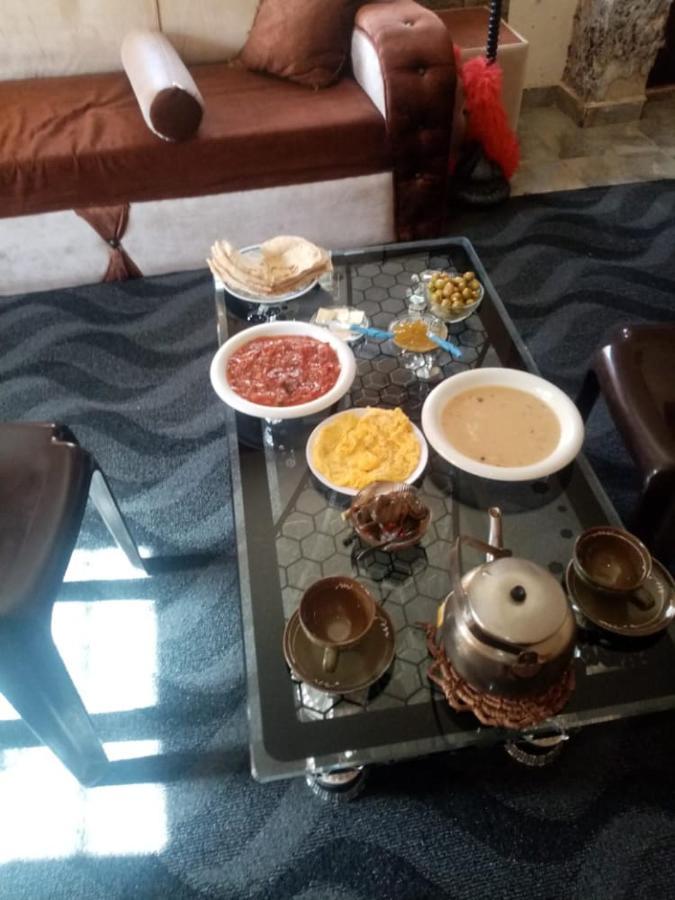guest house hazem Al Azraq ash Shamālī Extérieur photo