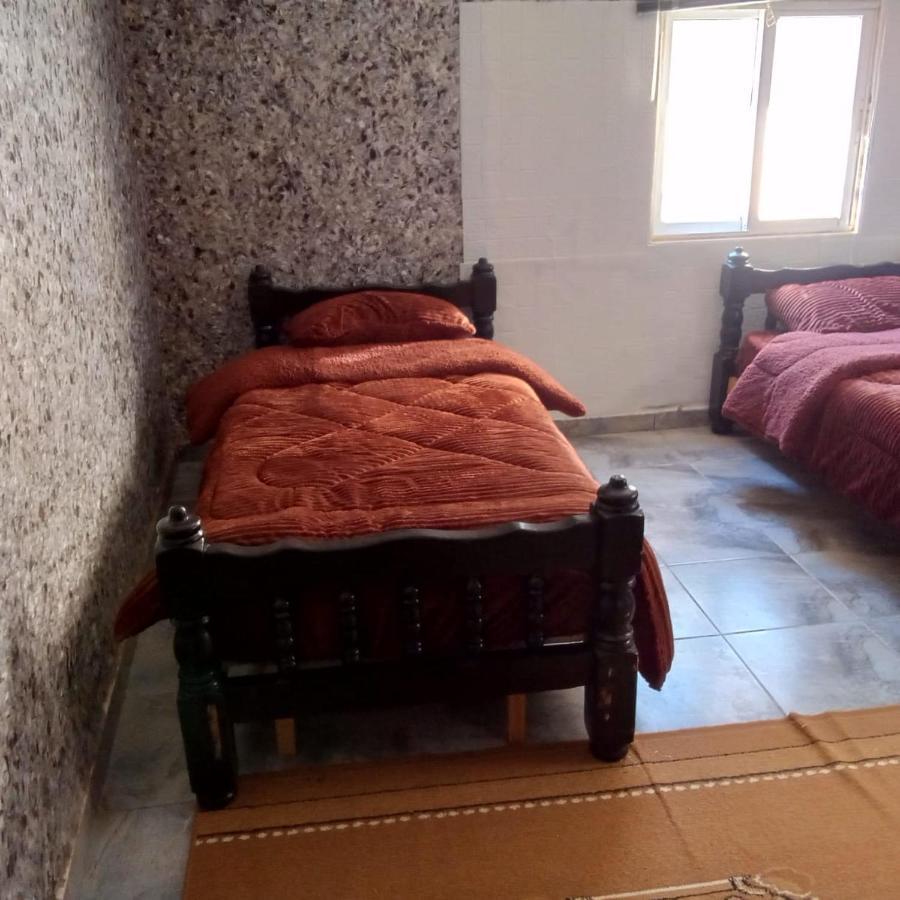 guest house hazem Al Azraq ash Shamālī Extérieur photo